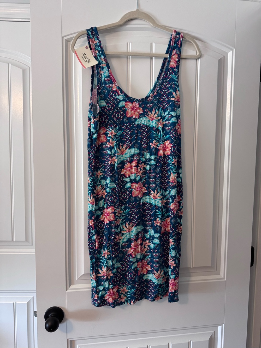 Salt Life. Floral Scoop Neck Tank Dress/Coverup - Teal Floral
